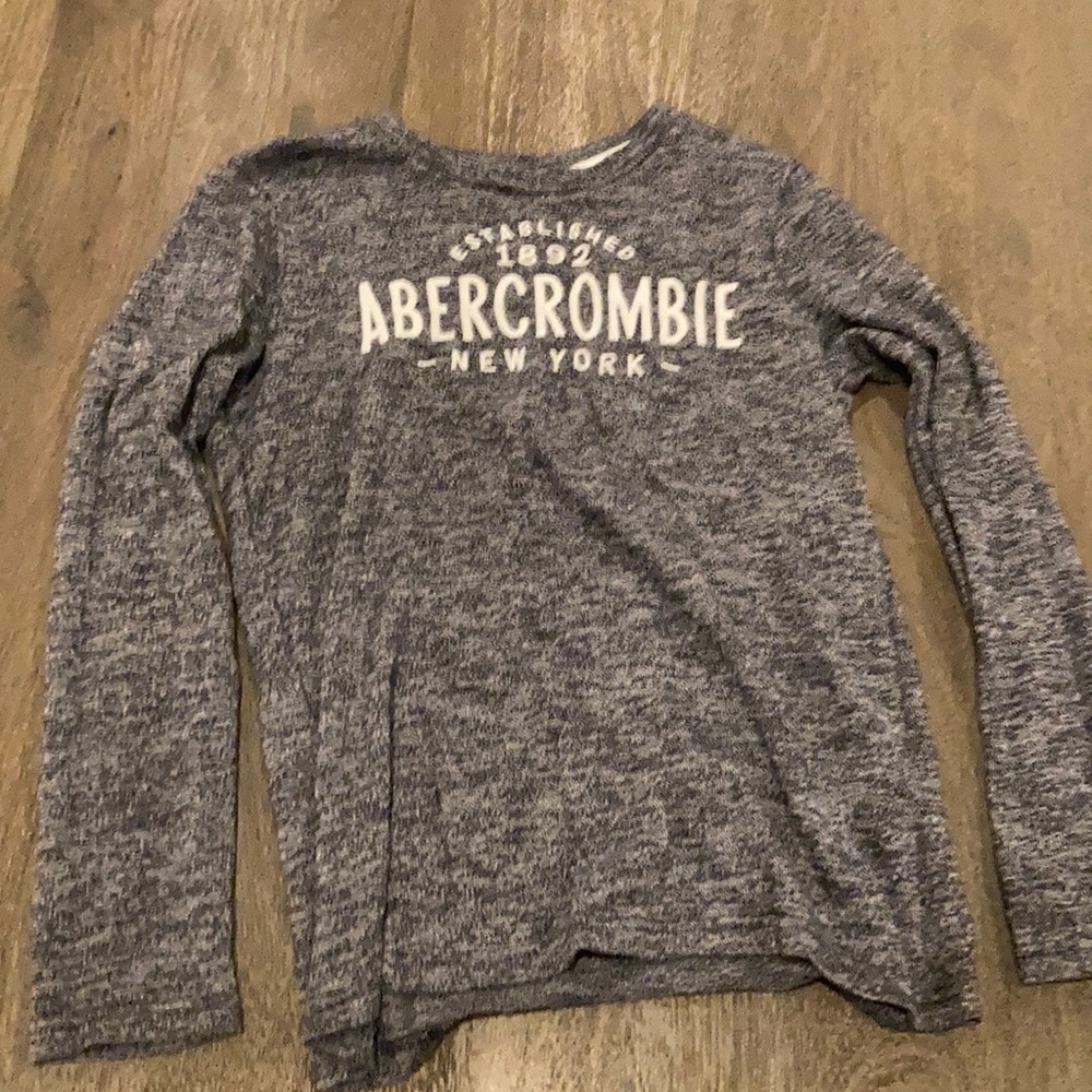Heather Grey Abercrombie Long Sleeve Size Medium